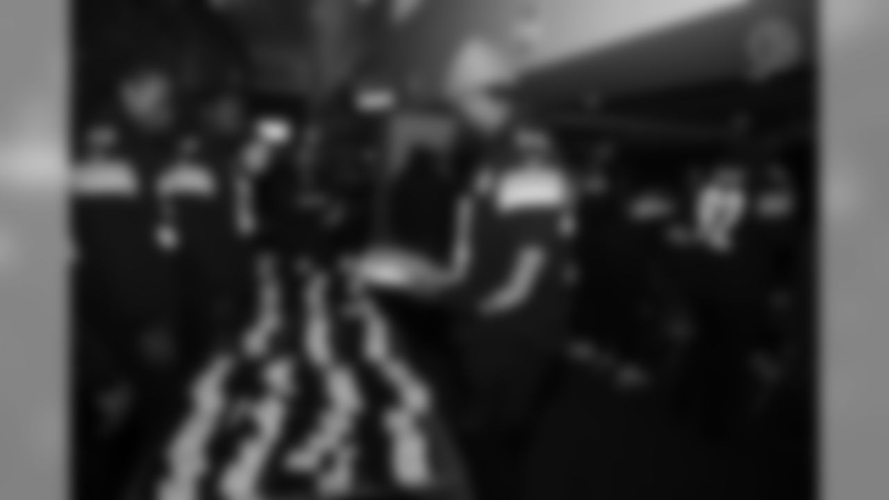 2019_HuddlefortheHolidays_1203rm_00137