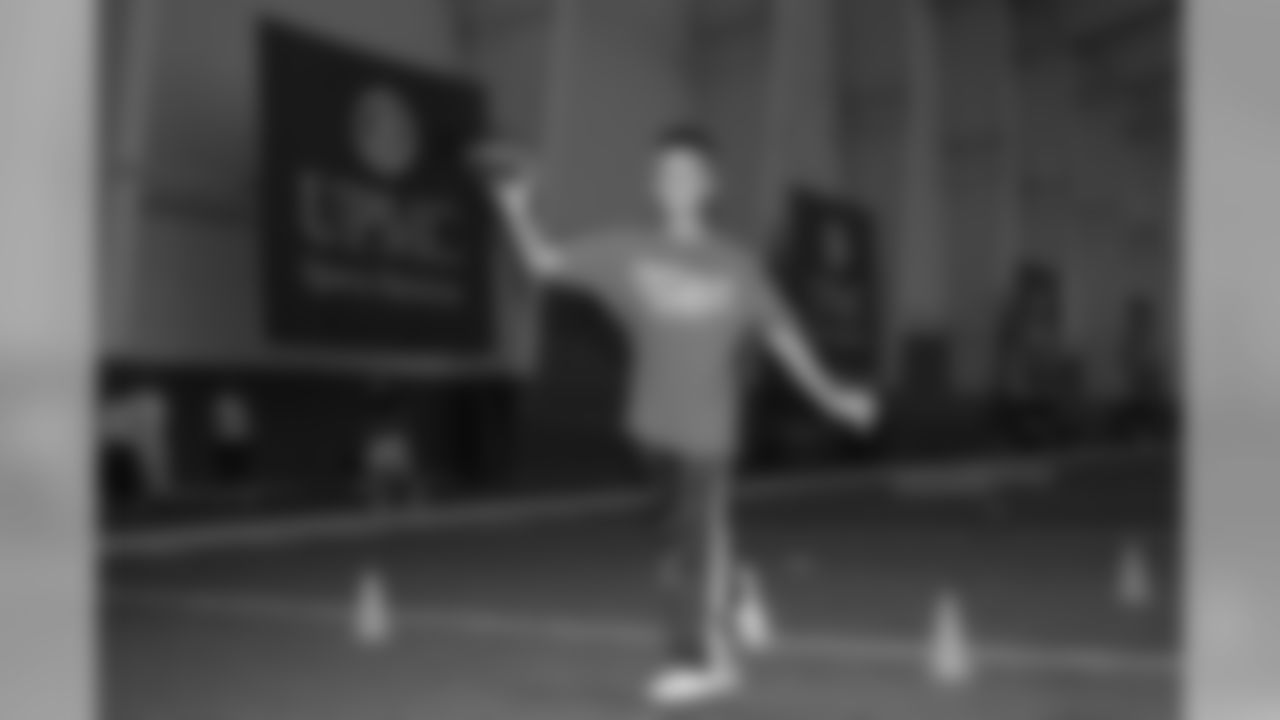 08_JrGatoradeCampB_dh_67
