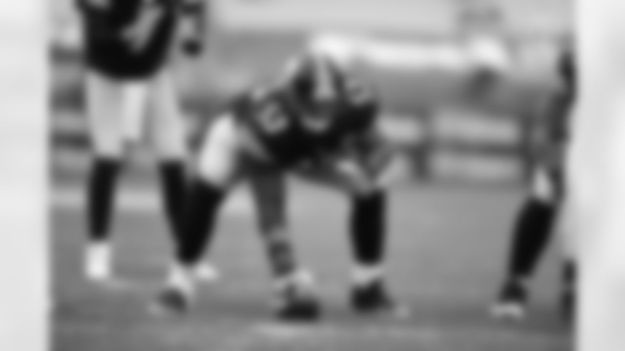 Pittsburgh Steelers center Maurkice Pouncey (53) during a regular season game between the Pittsburgh Steelers and the Cleveland Browns, Sunday, Oct. 18, 2020 in Pittsburgh, PA. (Karl Roser / Pittsburgh Steelers)