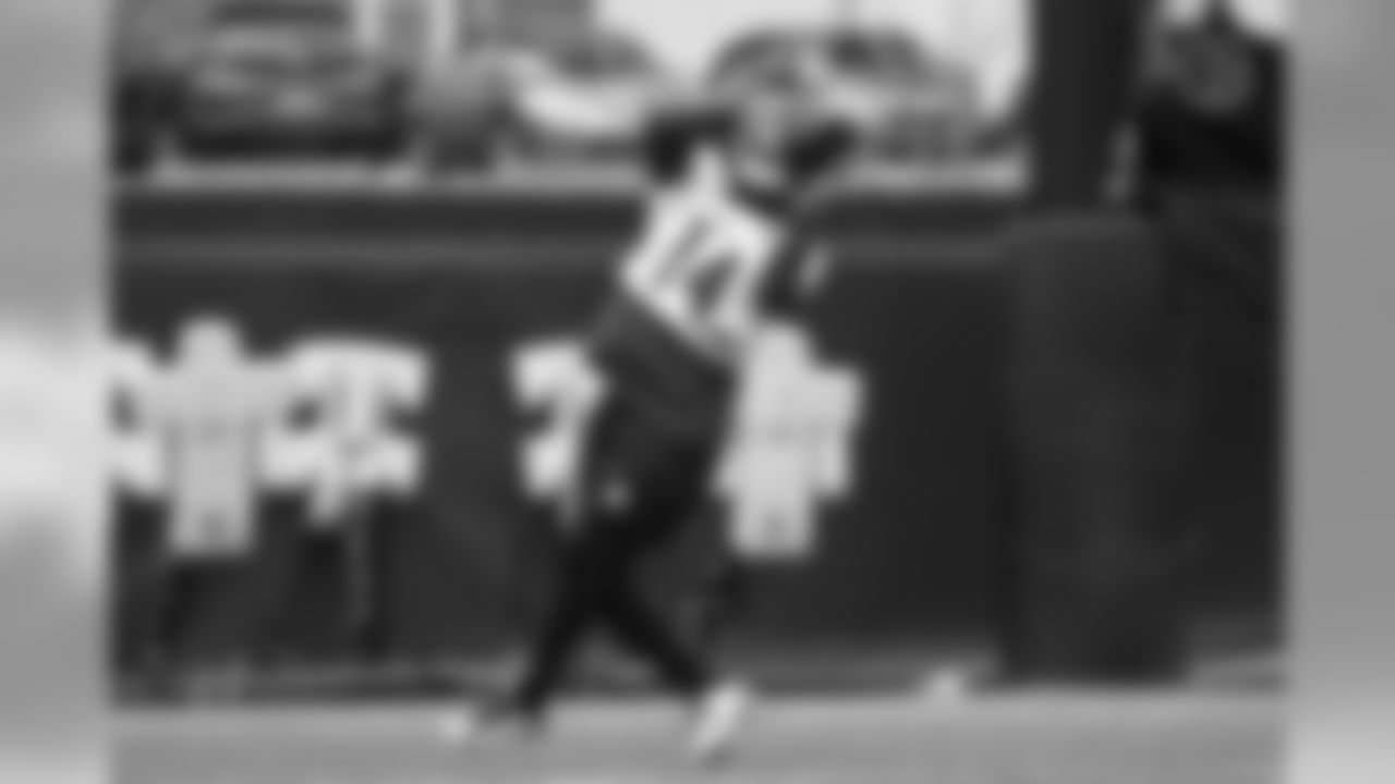 Tevin Jones