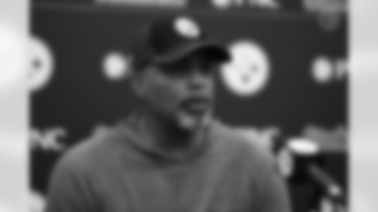 Pittsburgh Steelers Defensive Coordinator Teryl Austin speaks at a press conference following the NFL Draft at the UPMC Rooney Sports Complex, Friday, April 29, 2022 in Pittsburgh, PA. (Caitlyn Epes / Pittsburgh Steelers)