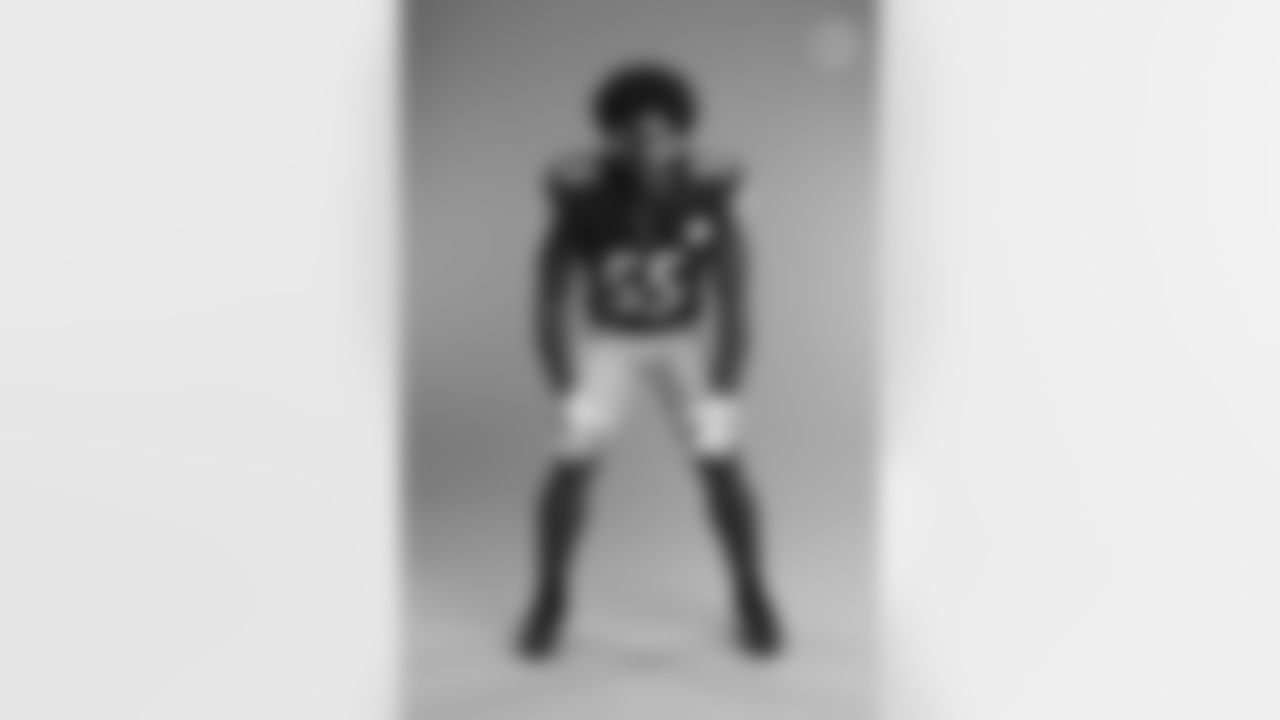 Pittsburgh Steelers linebacker Devin Bush (55) poses for a photo during the Steelers 2021 media day, Saturday, July 24, 2021 in Pittsburgh, PA. (Karl Roser / Pittsburgh Steelers)
