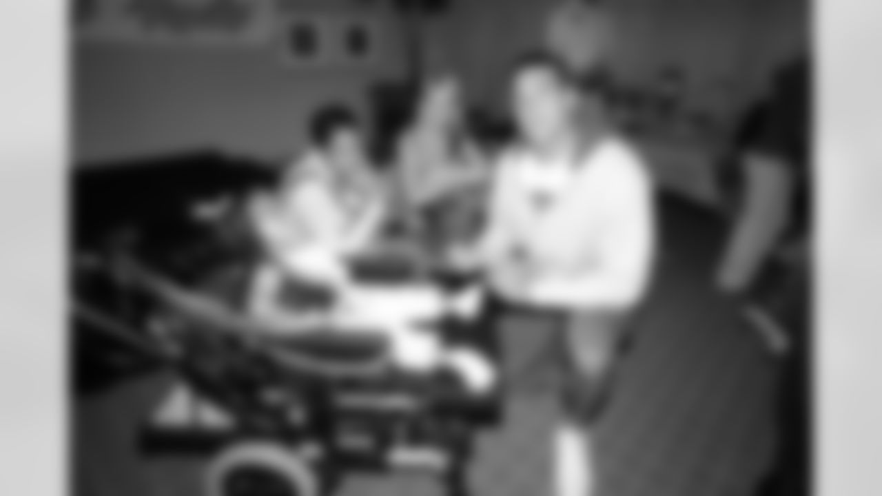 08_CH_RadioThon_36