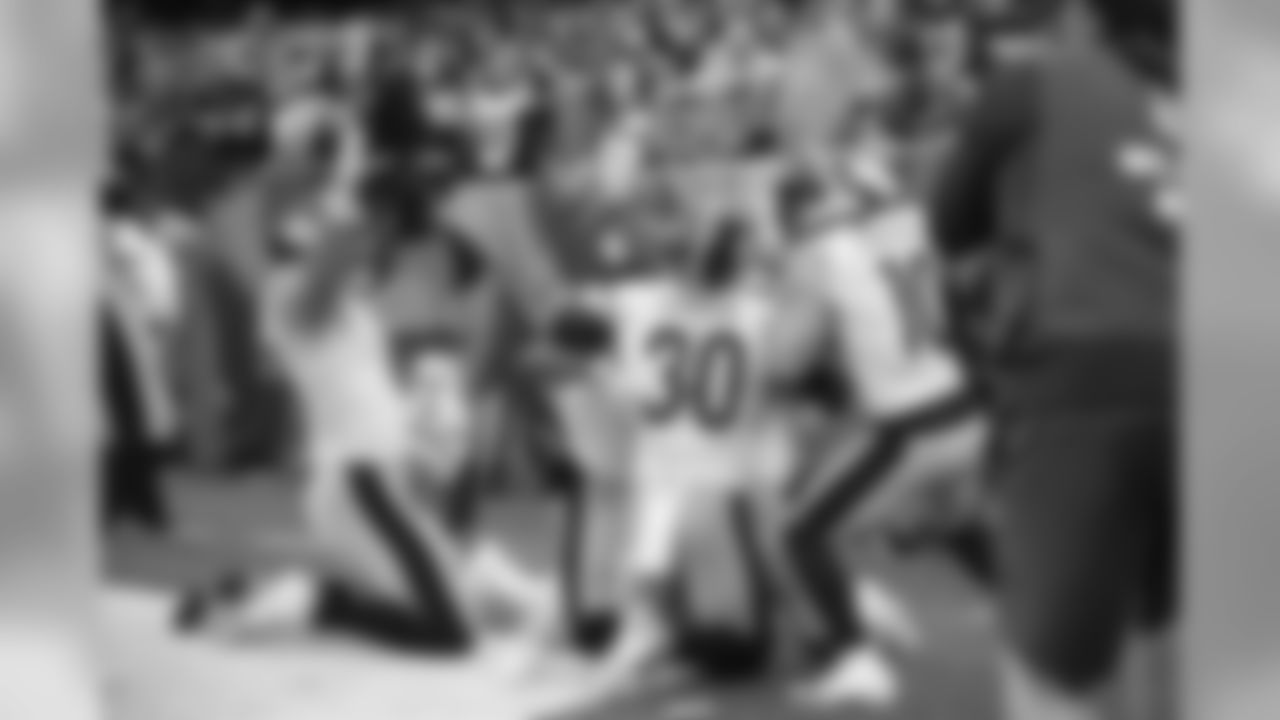 Antonio Brown, James Conner, Ryan Switzer, JuJu Smith-Schuster, and Vance McDonald