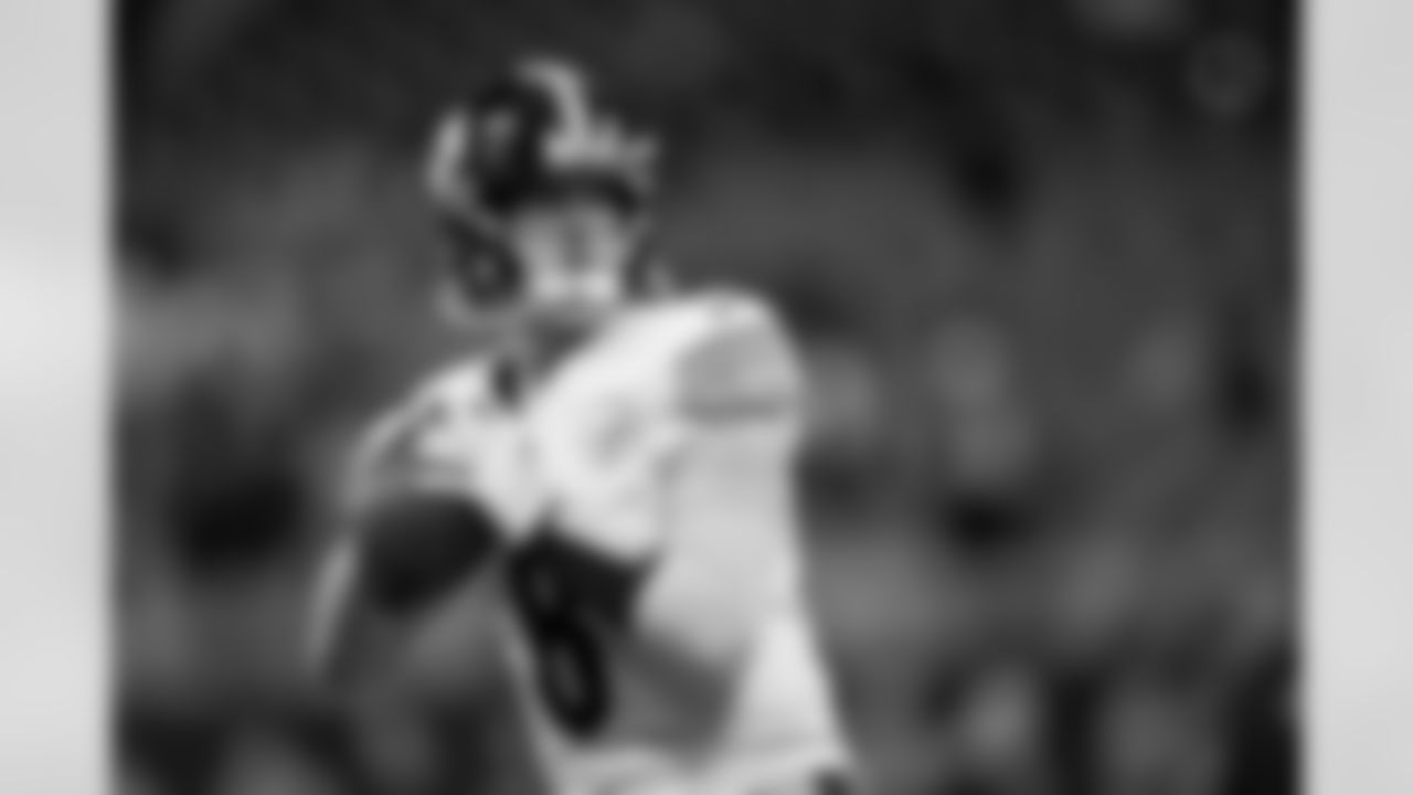 Pittsburgh Steelers quarterback Kenny Pickett (8) during a regular season game between the Pittsburgh Steelers and the Atlanta Falcons, Sunday, Dec. 4, 2022 in Atlanta, GA. The Steelers defeated the Falcons 19-16. (Karl Roser / Pittsburgh Steelers)