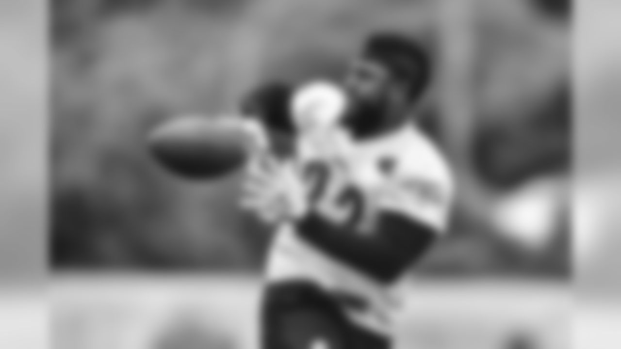 Steelers players practice at the UPMC Rooney Sports Complex during the 2018 minicamp.