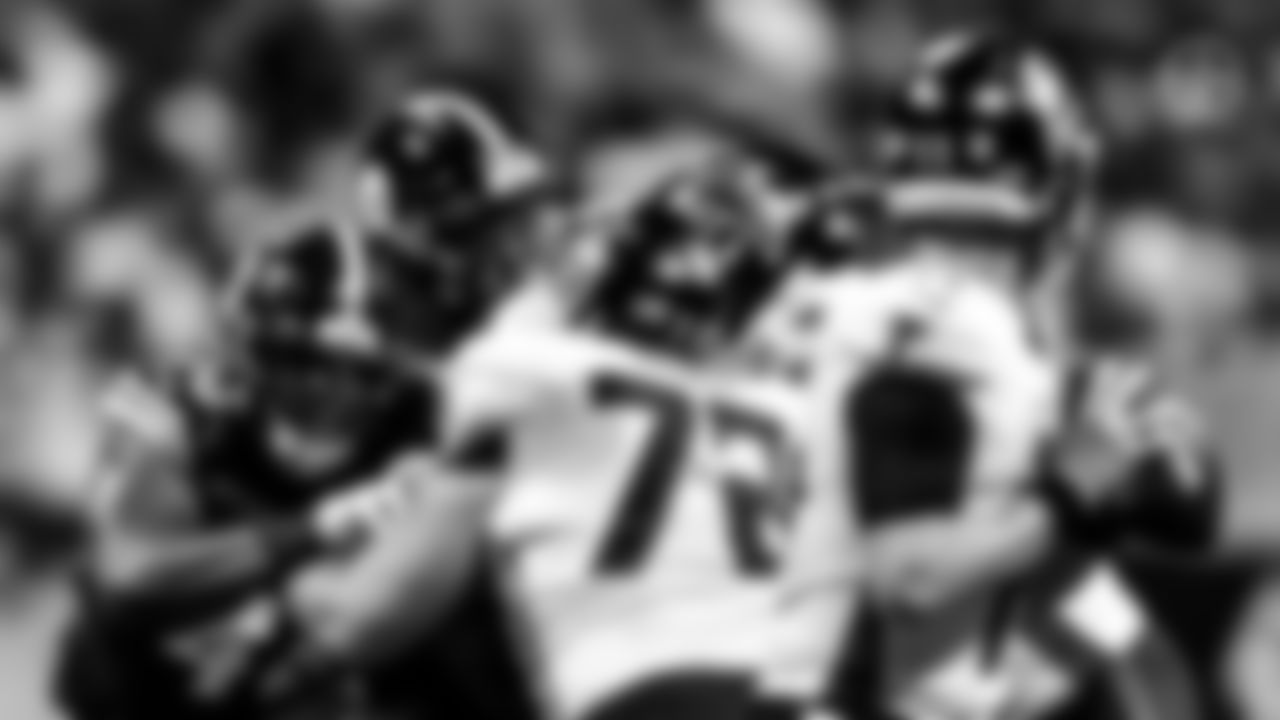 Pittsburgh Steelers linebacker Quincy Roche (48) during a preseason game between the Pittsburgh Steelers and the Atlanta Falcons, Thursday, Aug. 24, 2023 in Atlanta, GA. (Kyle Hess / Pittsburgh Steelers)