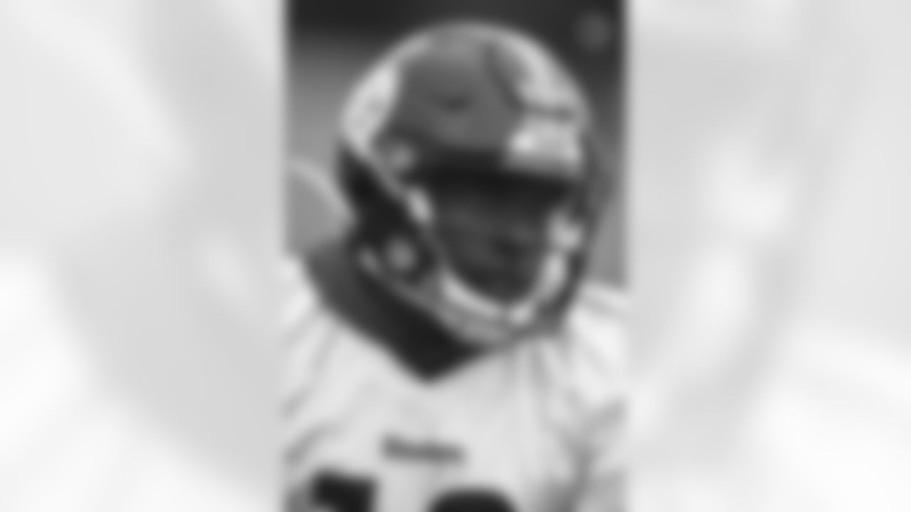 Pittsburgh Steelers wide receiver James Washington (13) practices at the UPMC Rooney Sports Complex preparing for a Week 6 matchup against the Cleveland Browns, Friday, Oct. 16, 2020 in Pittsburgh, PA. (Karl Roser / Pittsburgh Steelers)