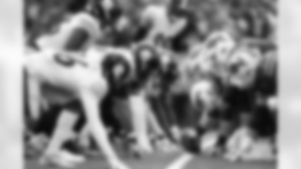 The Pittsburgh Steelers defense during a regular season game between the Pittsburgh Steelers and the Buffalo Bills, Sunday, Oct. 9, 2022 in Buffalo, NY. (Abigail Dean / Pittsburgh Steelers)
