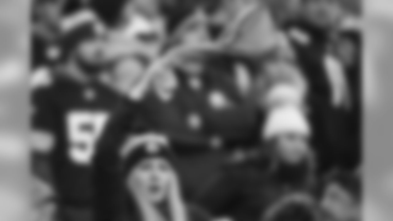 Regular Season Week 13 - Steelers vs Browns