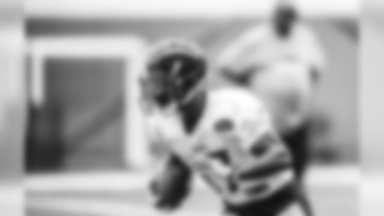 Eli Rogers