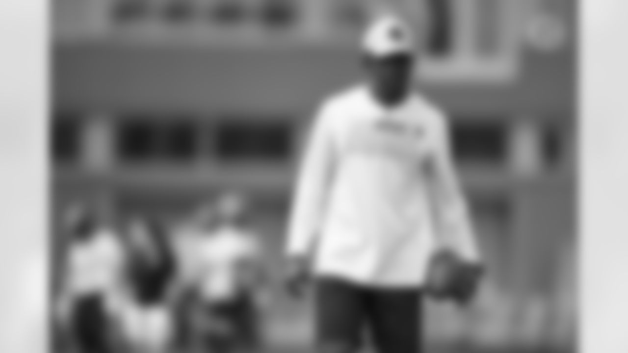 Pittsburgh Steelers Secondary Coach Grady Brown practices at the UPMC Rooney Sports Complex during rookie minicamp, Friday, May 14, 2021 in Pittsburgh, PA. (Karl Roser / Pittsburgh Steelers)