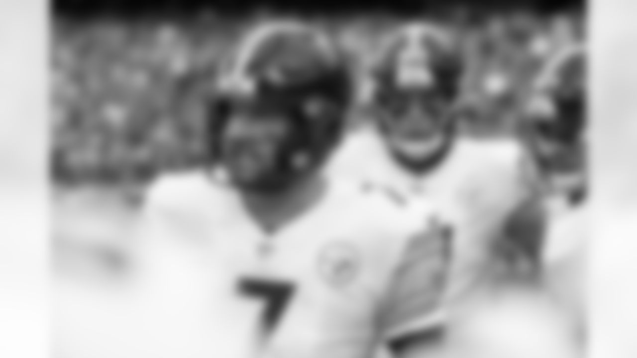 Pittsburgh Steelers quarterback Ben Roethlisberger (7) during a regular season game between the Pittsburgh Steelers and the Kansas City Chiefs, Sunday, Dec. 26, 2021 in Kansas City, MO. The Chiefs beat the Steelers 36-10. (Karl Roser / Pittsburgh Steelers)