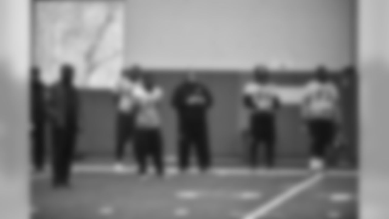 The Pittsburgh Steelers practice at the UPMC Rooney Sports Complex.