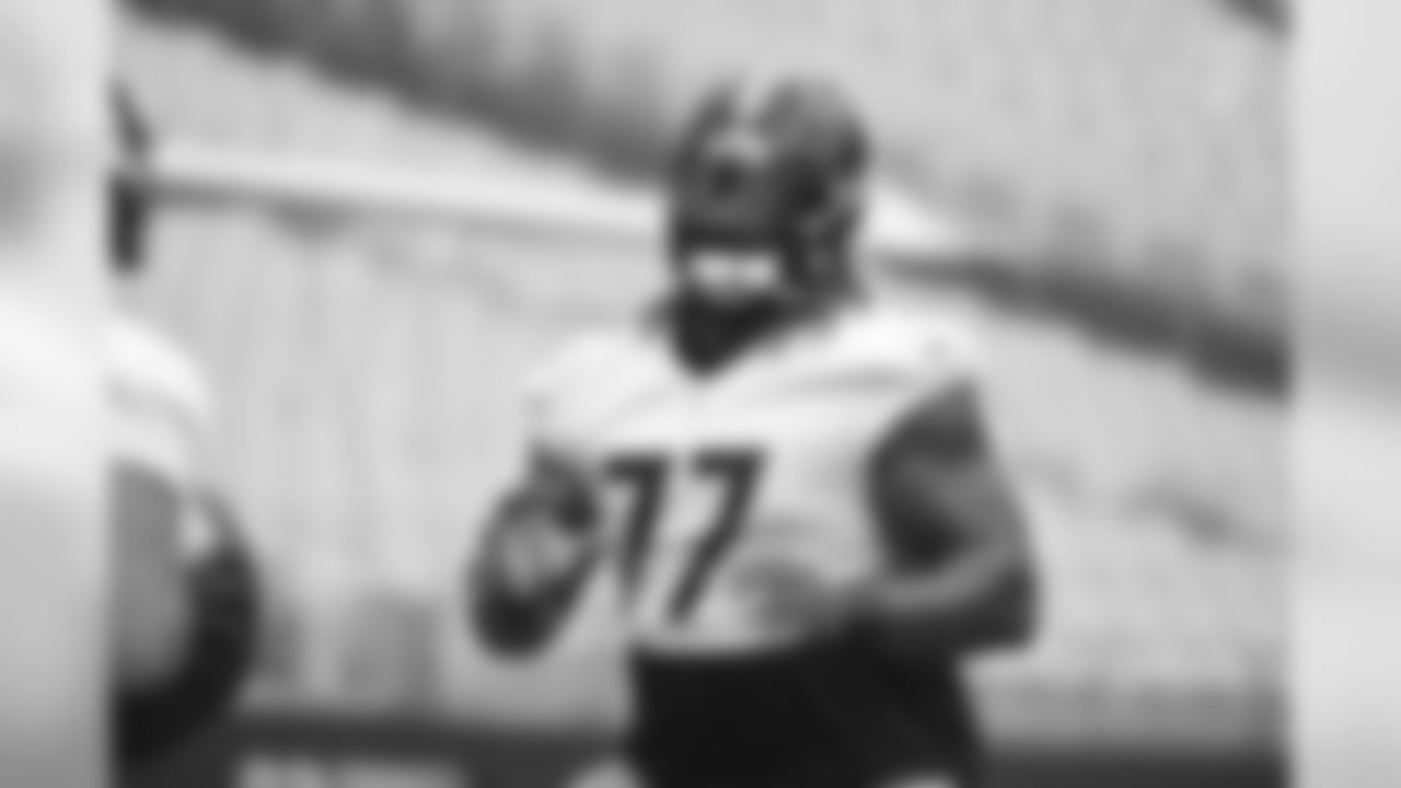 Pittsburgh Steelers offensive tackle Derwin Gray (77) trains at Heinz Field during the Steelers 2020 Training Camp, Tuesday, Aug. 11, 2020 in Pittsburgh, PA. (Karl Roser / Pittsburgh Steelers)