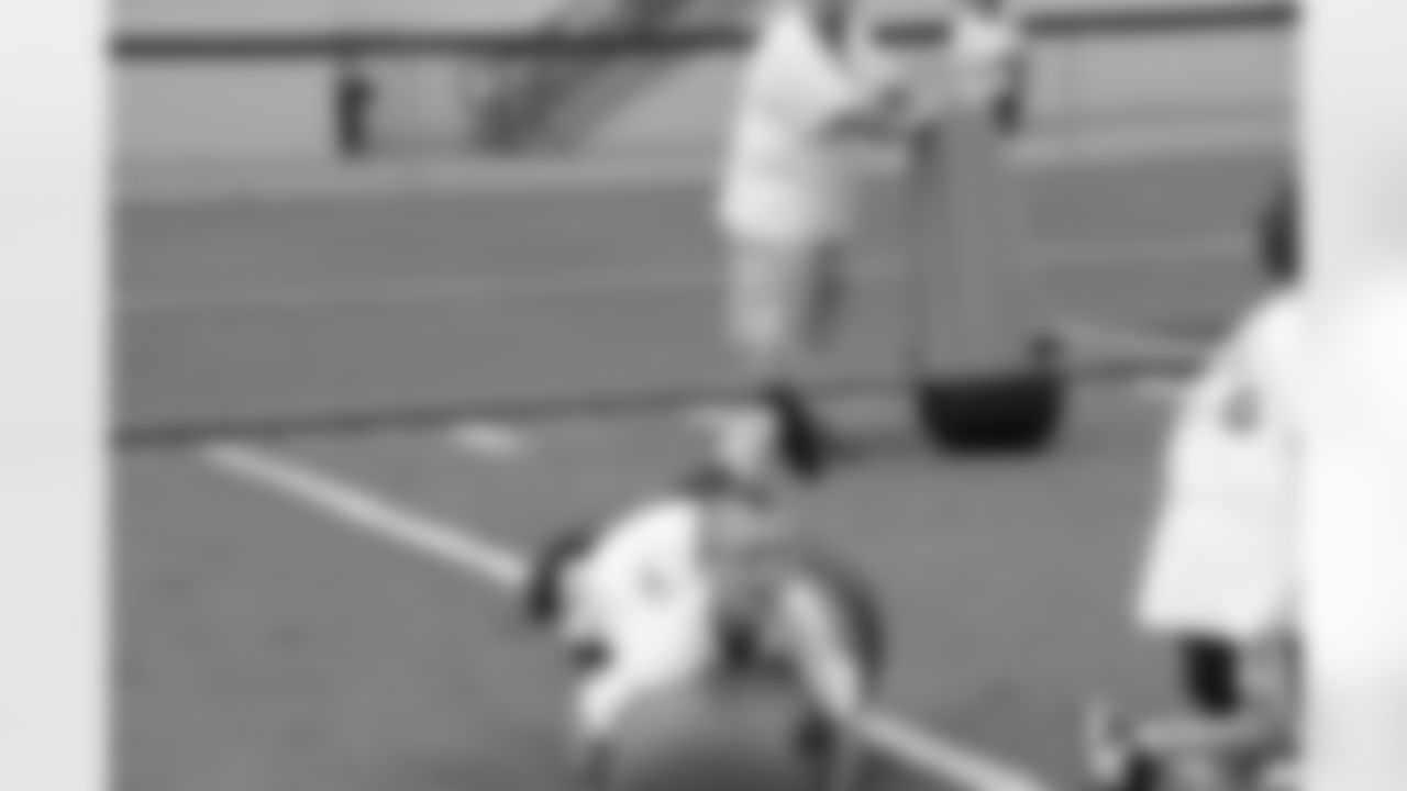 2010_steelers_youth_camp_calu