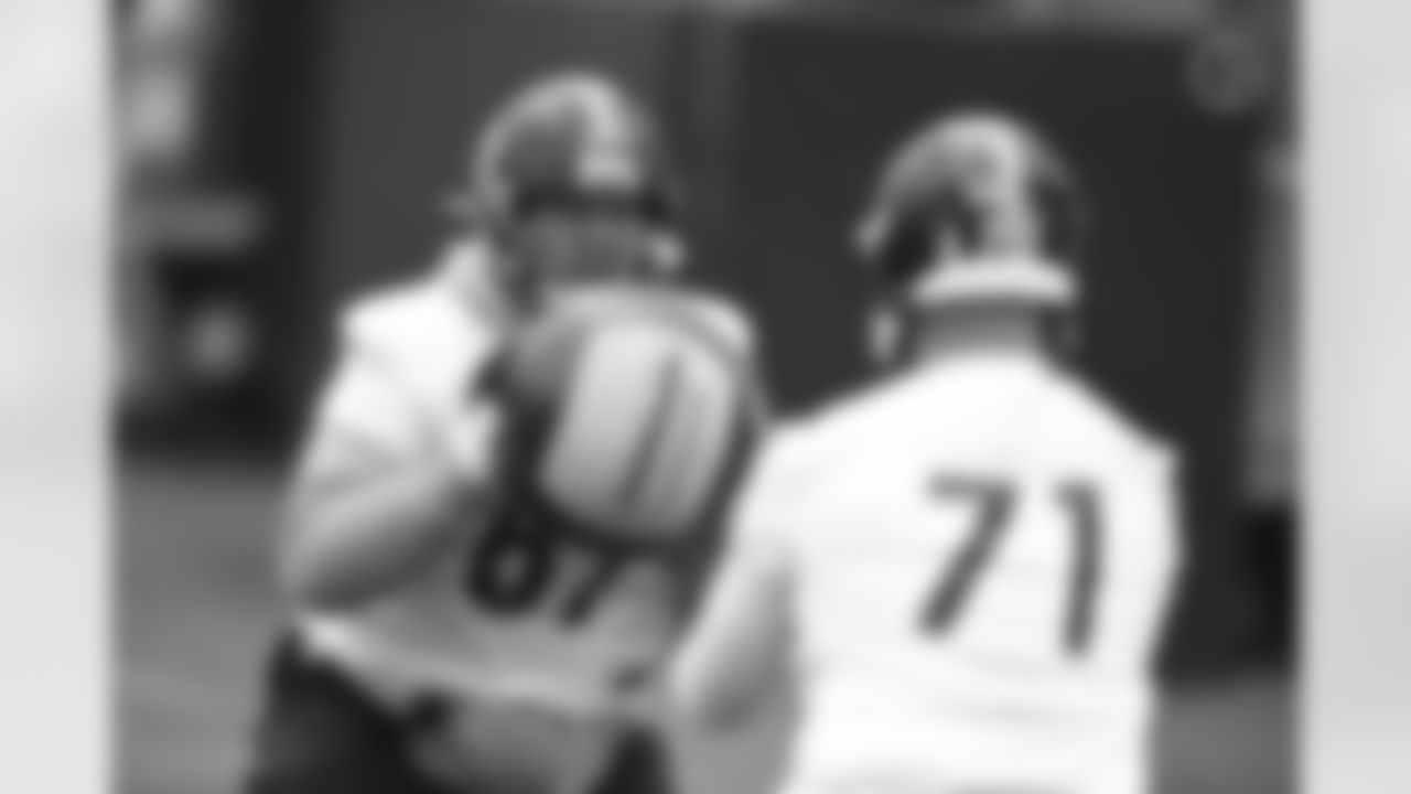 Pittsburgh Steelers center/guard B.J. Finney (67) during practice at the UPMC Rooney Sports Complex preparing for a Week 12 matchup against the Cincinnati Bengals, Friday, Nov. 26, 2021 in Pittsburgh, PA. (Karl Roser / Pittsburgh Steelers)