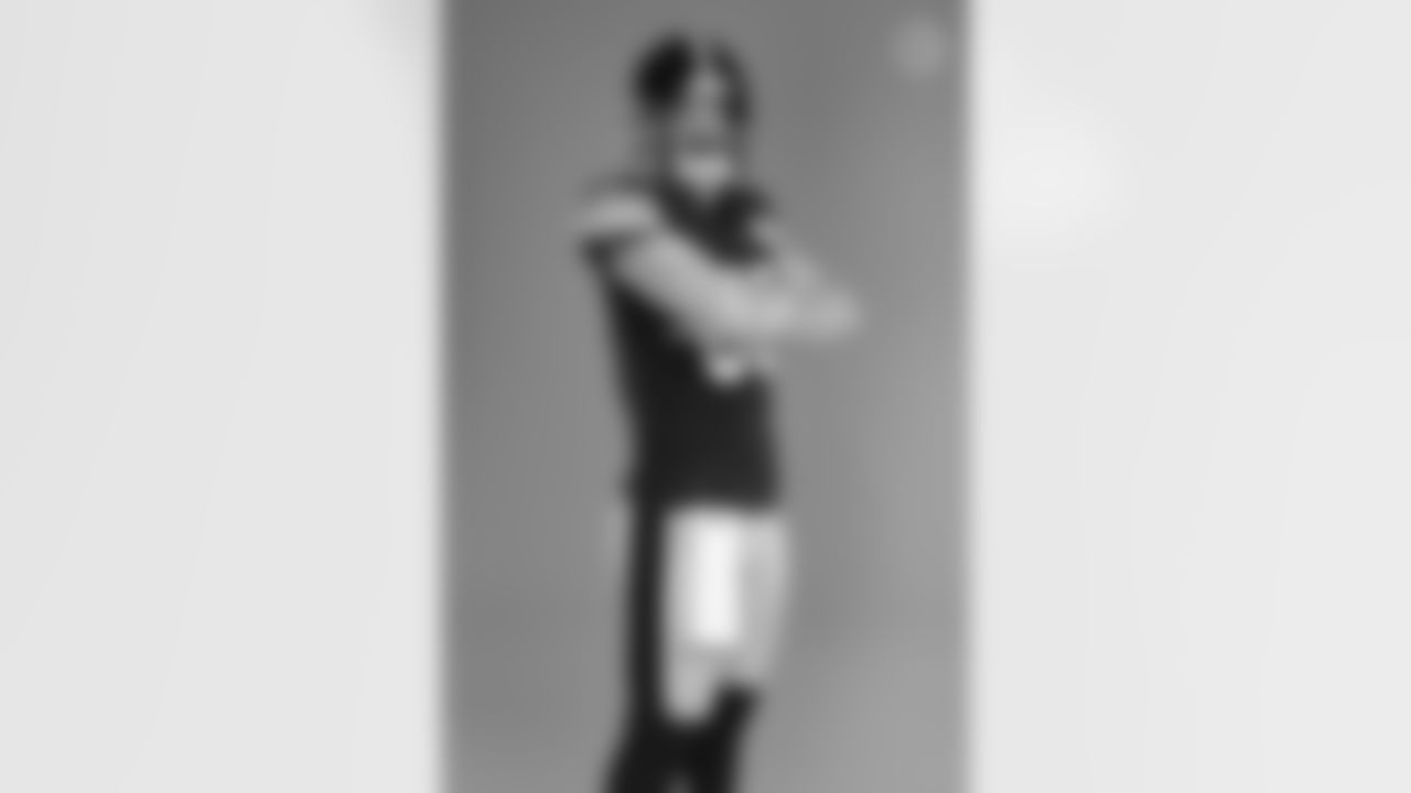 Pittsburgh Steelers tight end Pat Freiermuth (88) poses for a photo during the Steelers 2021 media day, Friday, July 23, 2021 in Pittsburgh, PA. (Caitlyn Epes / Pittsburgh Steelers)