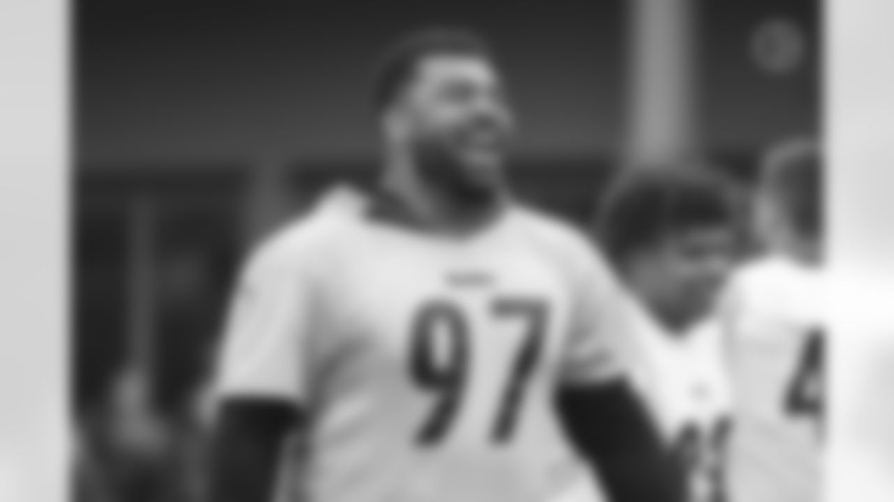 Pittsburgh Steelers defensive tackle Cameron Heyward (97) practices at the UPMC Rooney Sports Complex during the 2022 minicamp, Tuesday June 7, 2022. (Abigail Dean / Pittsburgh Steelers)