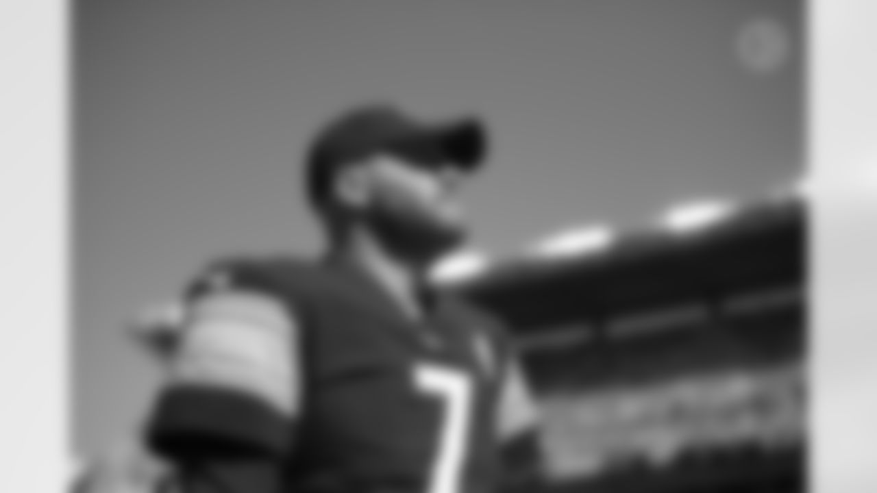 Pittsburgh Steelers quarterback Ben Roethlisberger (7) during a regular season game between the Pittsburgh Steelers and the Cincinnati Bengals, Sunday, Sept. 26, 2021 in Pittsburgh, PA. The Bengals beat the Steelers 24-10. (Karl Roser / Pittsburgh Steelers)