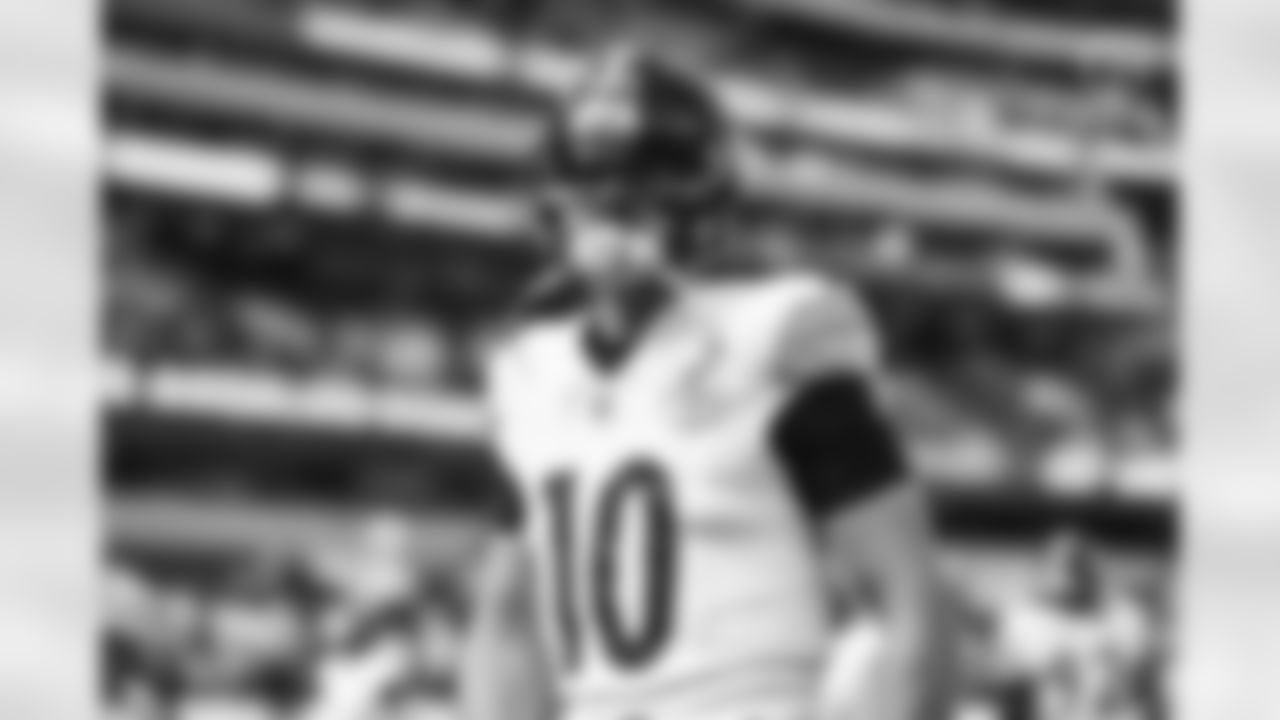 Pittsburgh Steelers quarterback Mitch Trubisky (10) during a regular season game between the Pittsburgh Steelers and the Los Angeles Rams, Sunday, Oct. 22, 2023 in Los Angeles, CA. (Karl Roser / Pittsburgh Steelers)