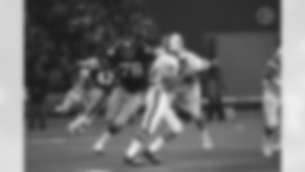Action shot of defensive end Dwight White #78 during his time with the Pittsburgh Steelers.