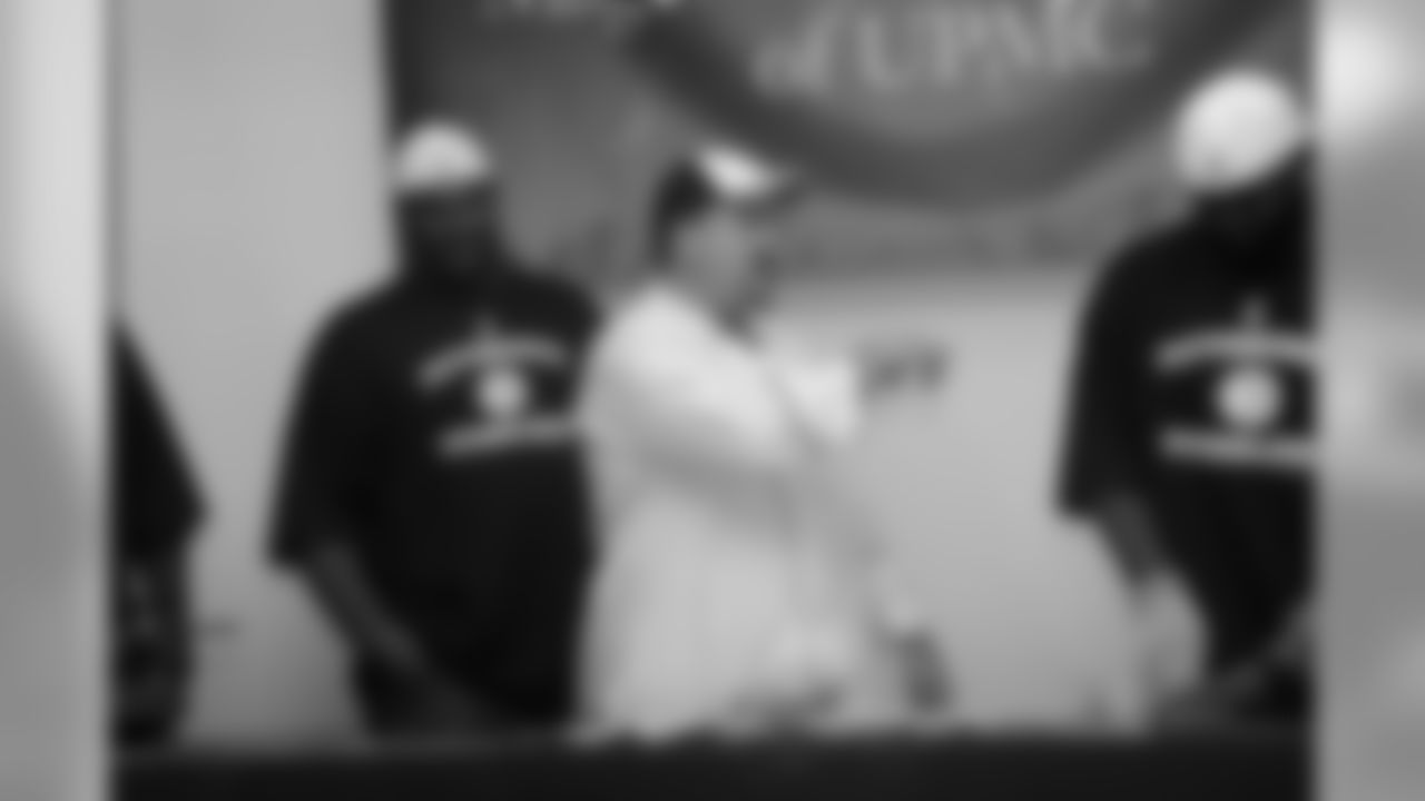 Cooking Healthy with Max Starks, Nick Eason, Dennis Dixon and Tony Hills
