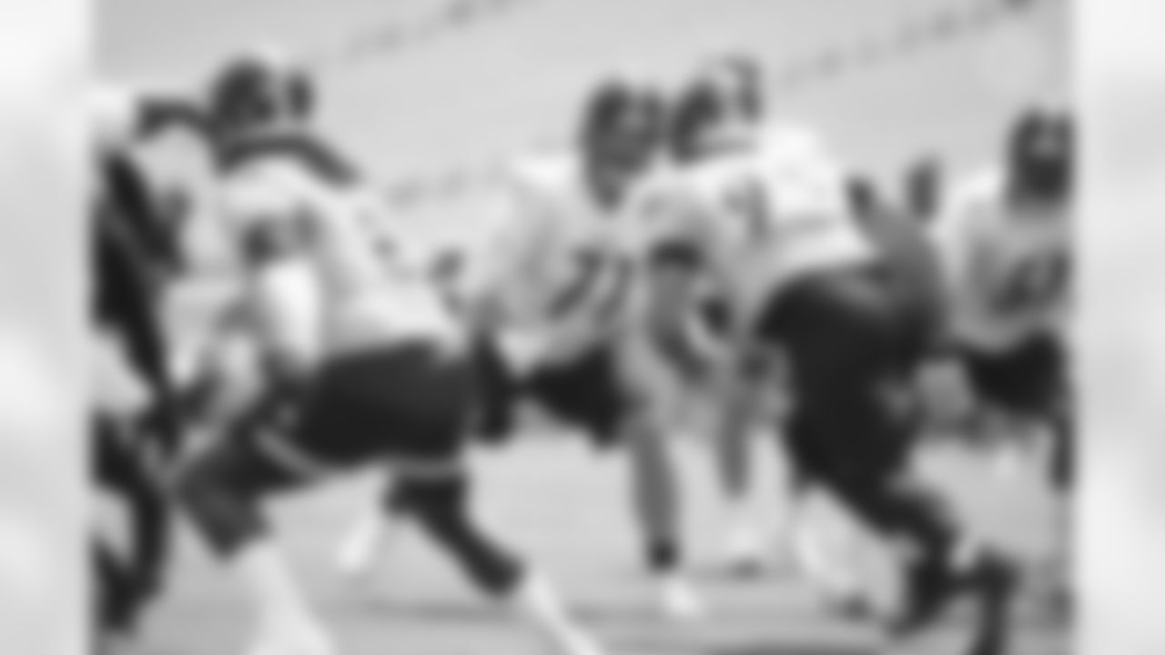 Pittsburgh Steelers offensive lineman Joe Haeg (71) trains at Heinz Field during the 2021 Steelers Camp, Tuesday, July 27, 2021 in Pittsburgh, PA. (Karl Roser / Pittsburgh Steelers)