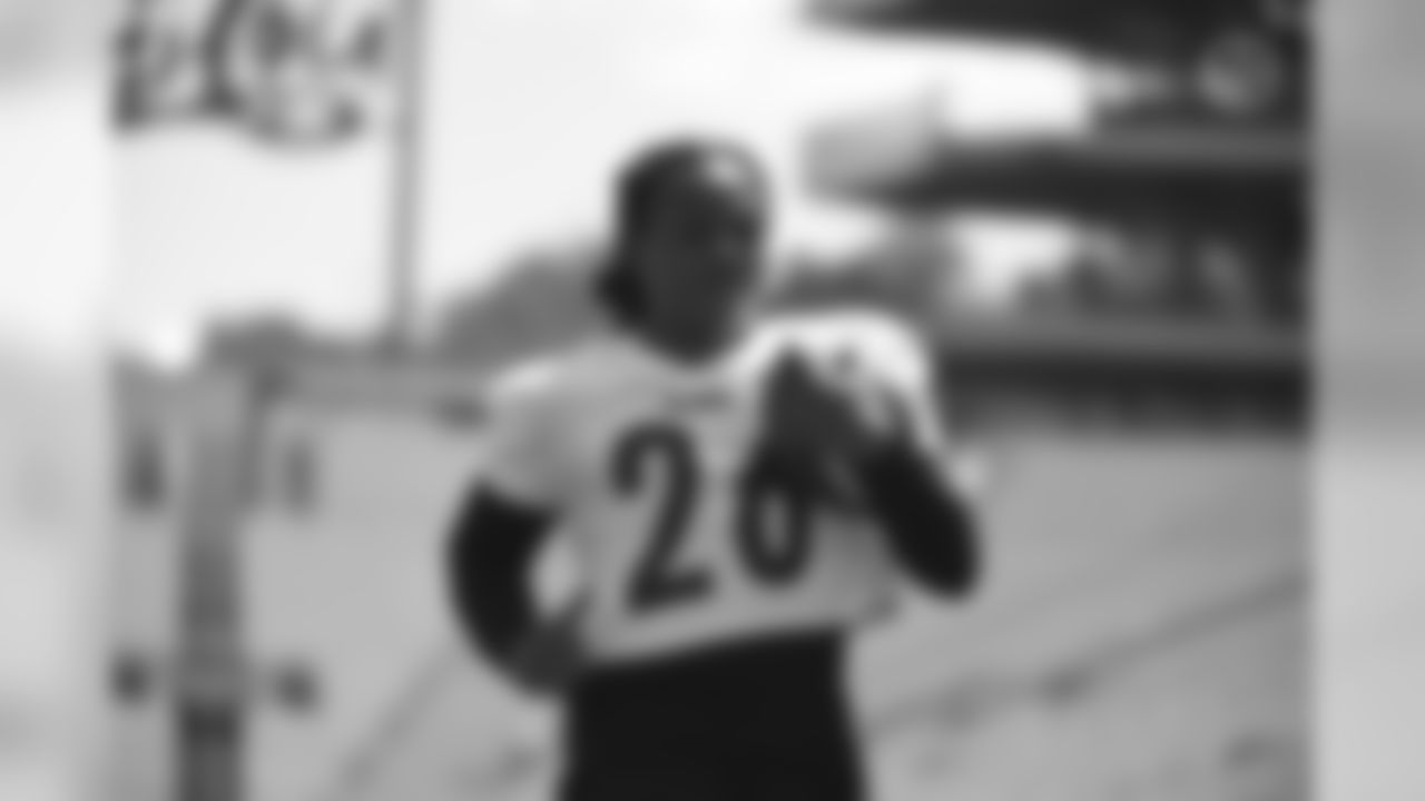 Pittsburgh Steelers running back Anthony McFarland Jr. (26) trains at Heinz Field during the Steelers 2020 Training Camp, Wednesday, July 29, 2020 in Pittsburgh, PA. (Karl Roser / Pittsburgh Steelers)