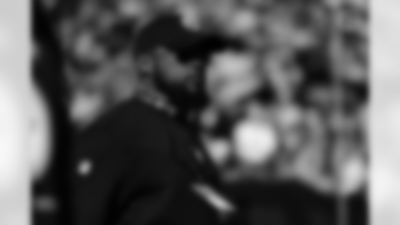 Pittsburgh Steelers Head Coach Mike Tomlin during a regular season game between the Pittsburgh Steelers and the Cincinnati Bengals, Sunday, Nov. 28, 2021 in Cincinnati, OH. (Caitlyn Epes / Pittsburgh Steelers)