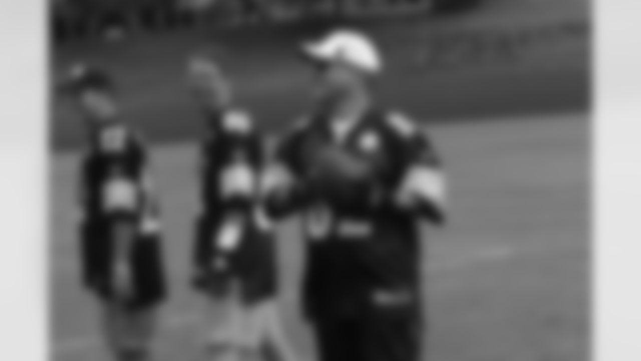 2010_steelers_mens_fantasy_camp