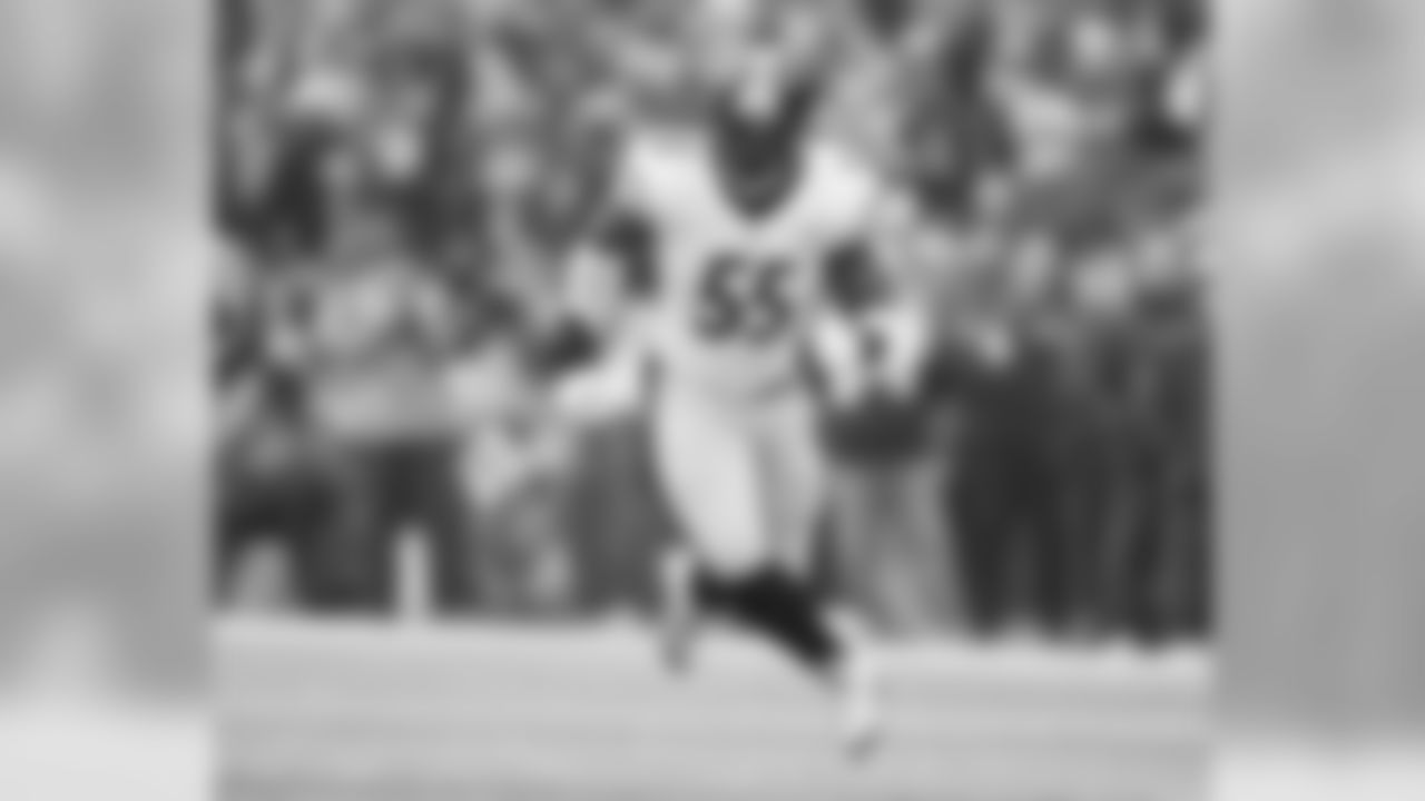 Arthur Moats (14-15)