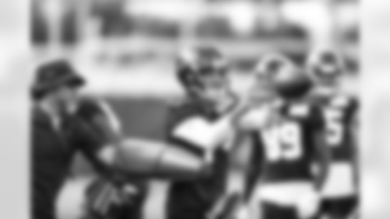 2021_0812_TrainingCamp_Practice14_edits_0024