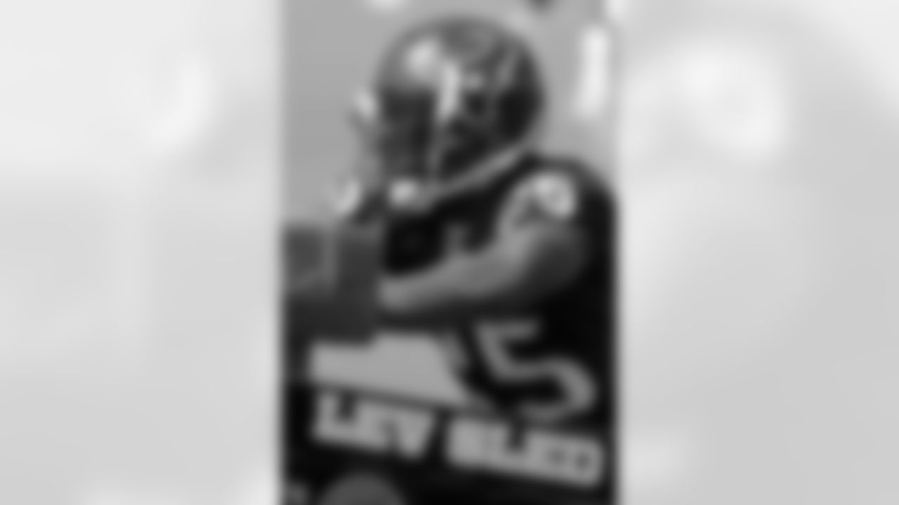 Cornerback Kareem Jackson