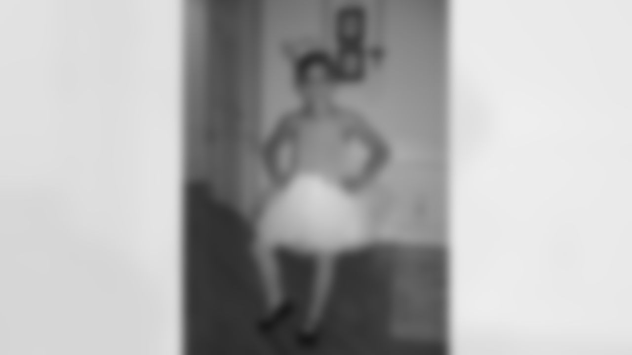 HTC Victoria M - New Jersey Dance Studio (2)