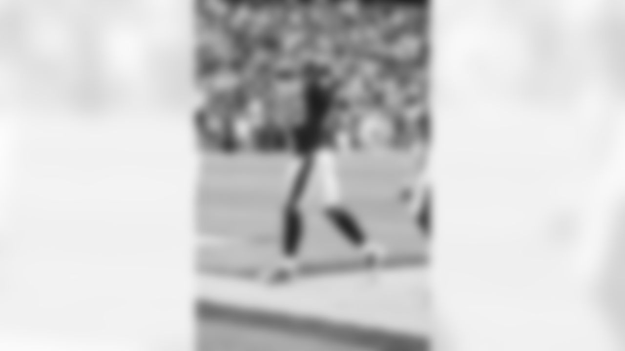 JohnsonTD_M7V9059