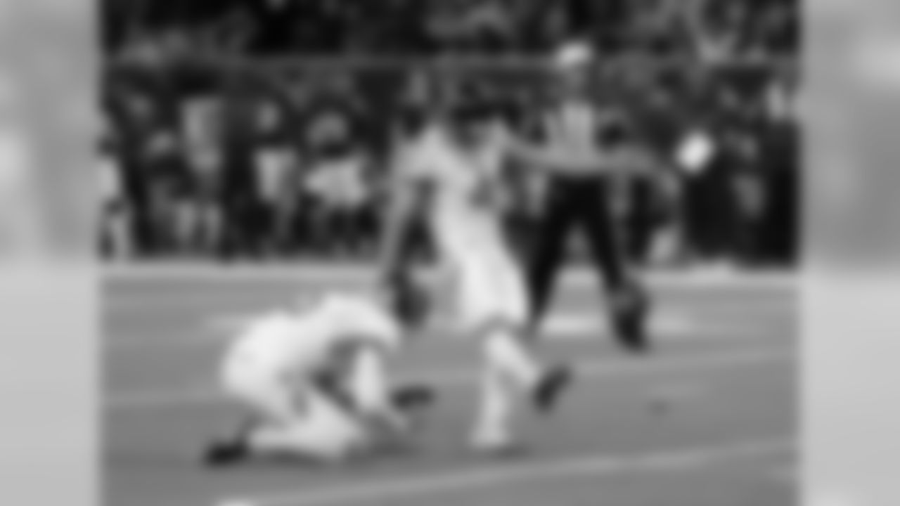 Tennessee Titans kicker Ryan Succop (4) kicks a field goal during the first half of an NFL football game against the Houston Texans, Monday, Nov. 26, 2018, in Houston. (AP Photo/David J. Phillip)