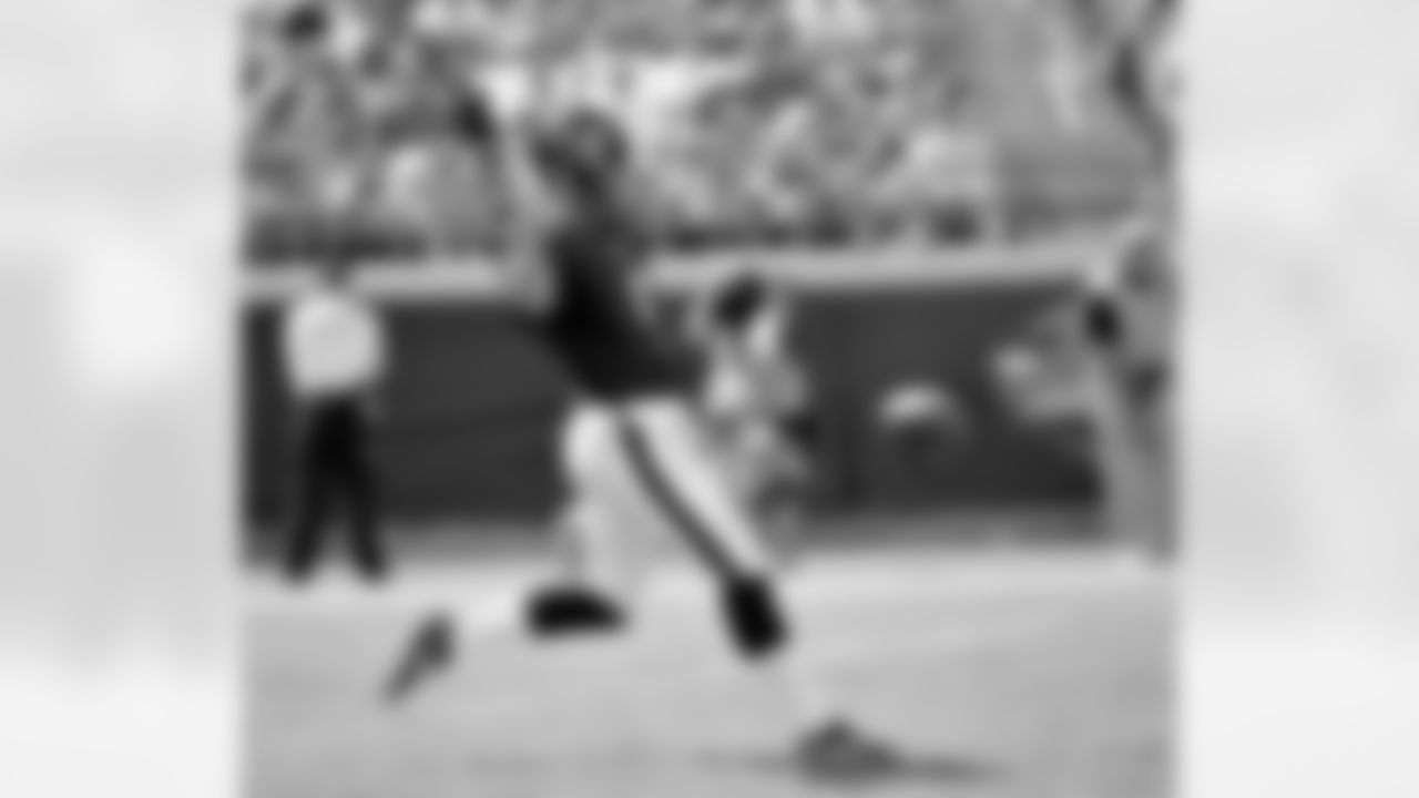 Donnie Jones, Punter, 2012