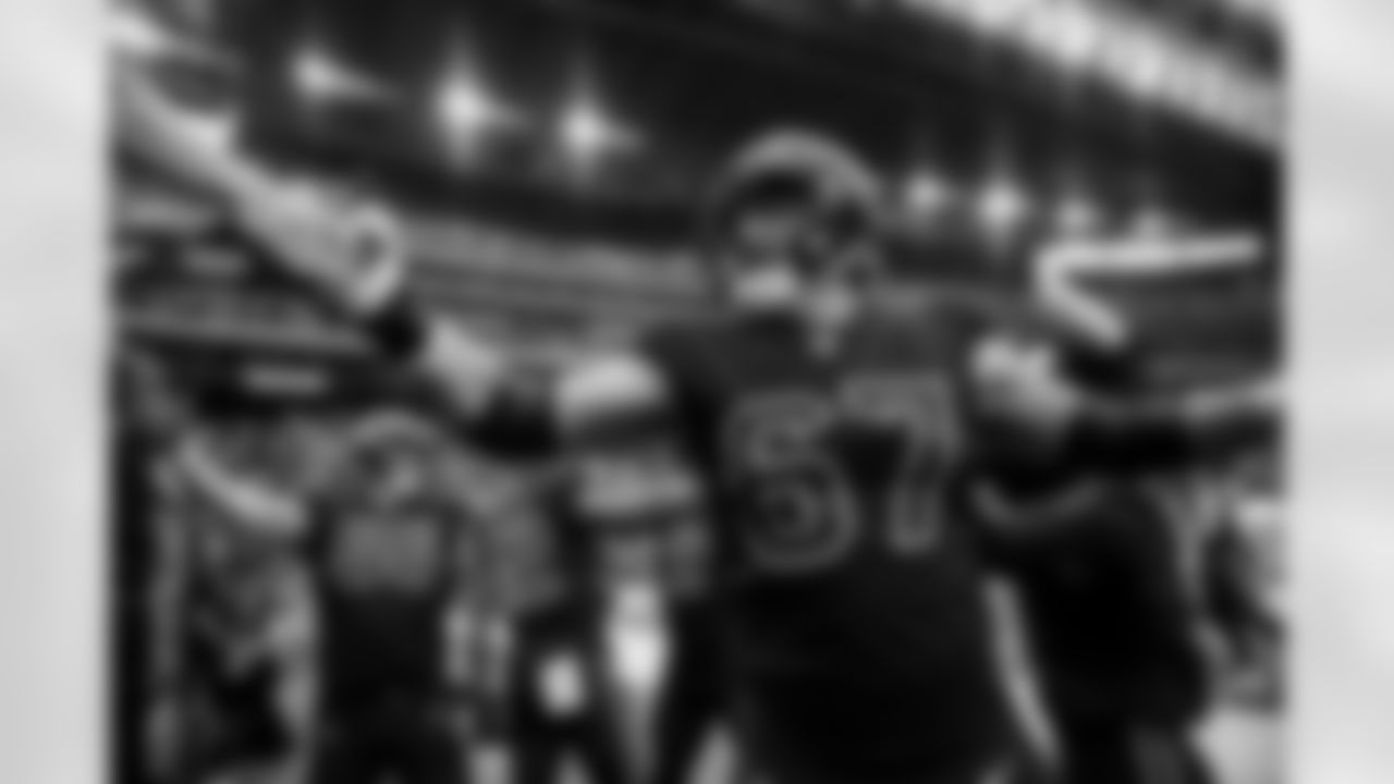 An image from the regular season week 16 game against the Los Angeles Chargers at NRG Stadium in Houston, TX on Dec. 26, 2021.