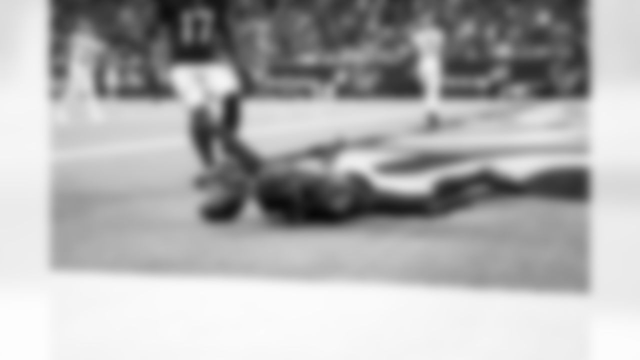 An image from the regular season week 18 game between the Houston Texans and the Tennessee Titans at NRG Stadium in Houston, TX, on Jan 9, 2022.