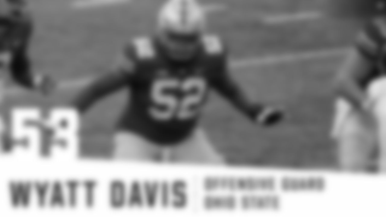 53_graphic_Davis
