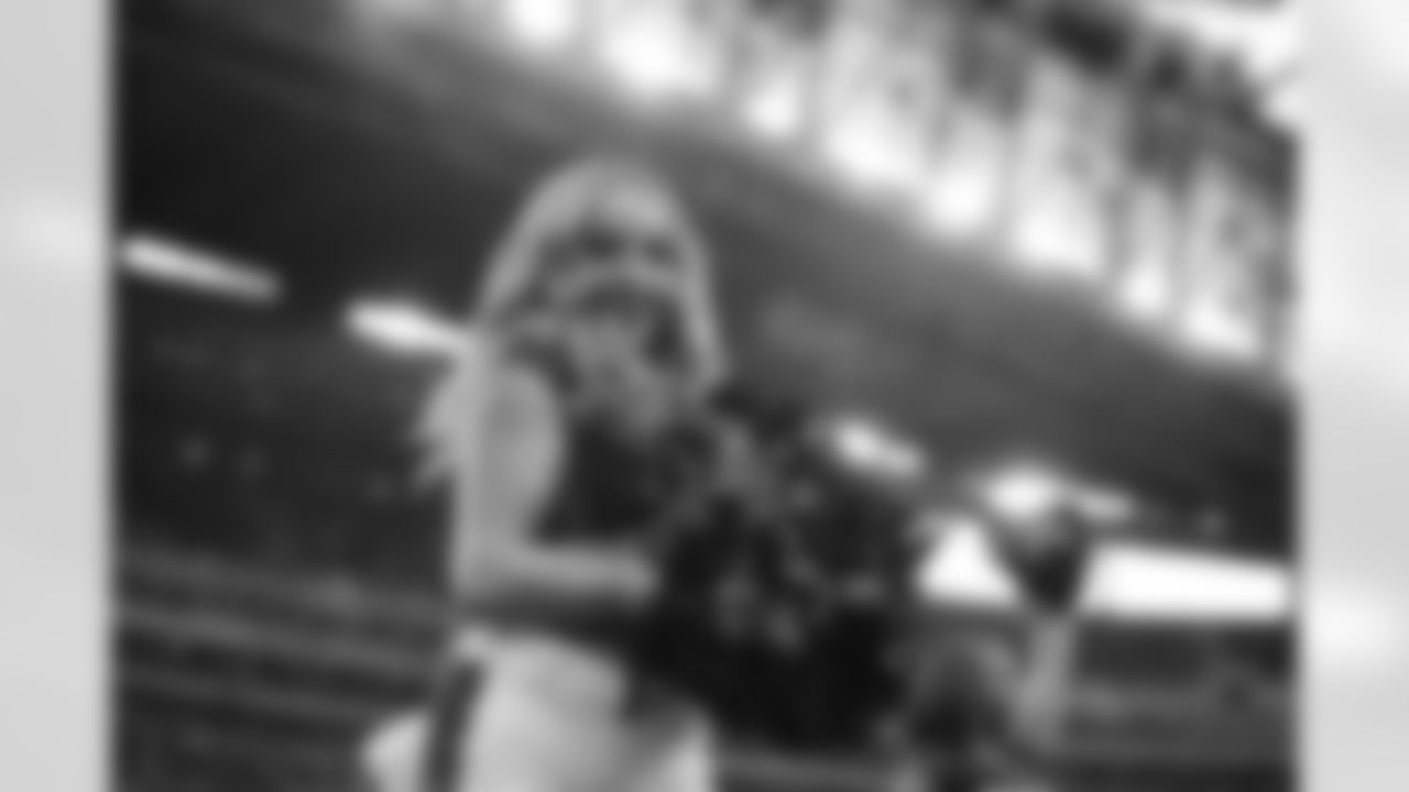 An image from the regular season week 18 game between the Houston Texans and the Tennessee Titans at NRG Stadium in Houston, TX, on Jan 9, 2022.