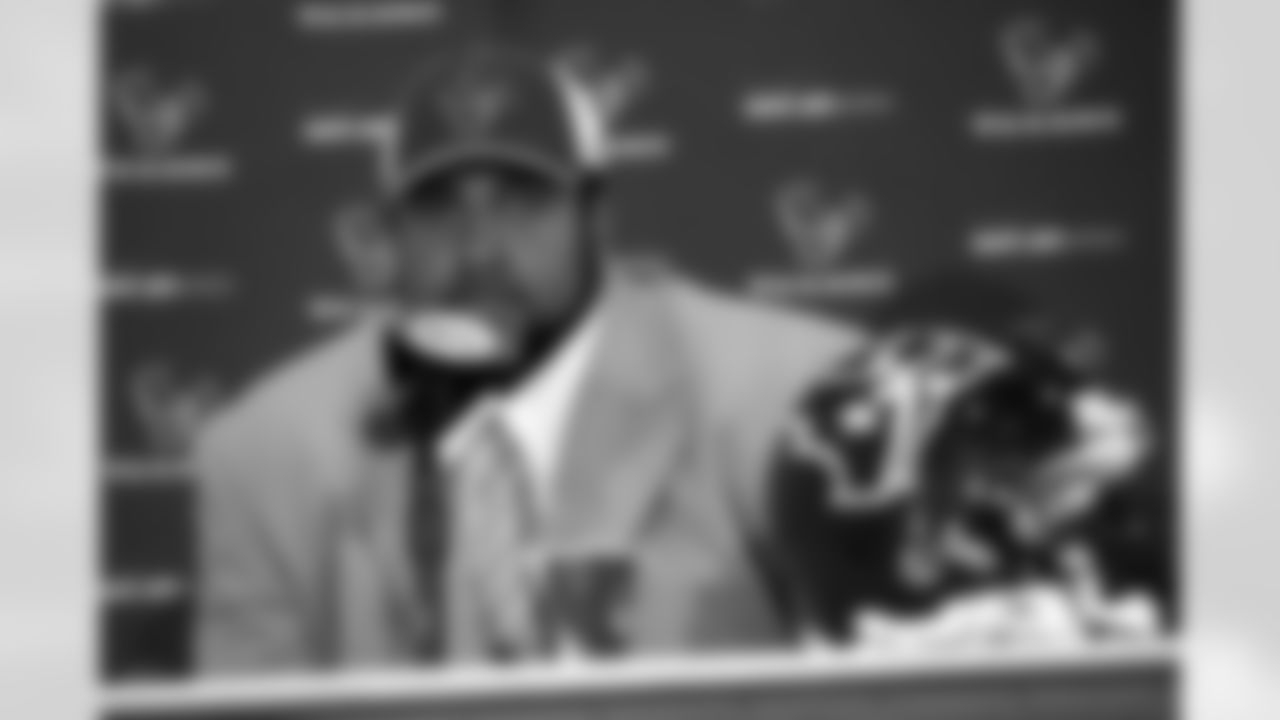 Brown arrives in Houston