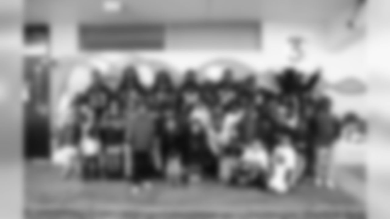An image from the Jan. 7, 2020 Playoff Pizza Party with students at Blackshear Elementary.
