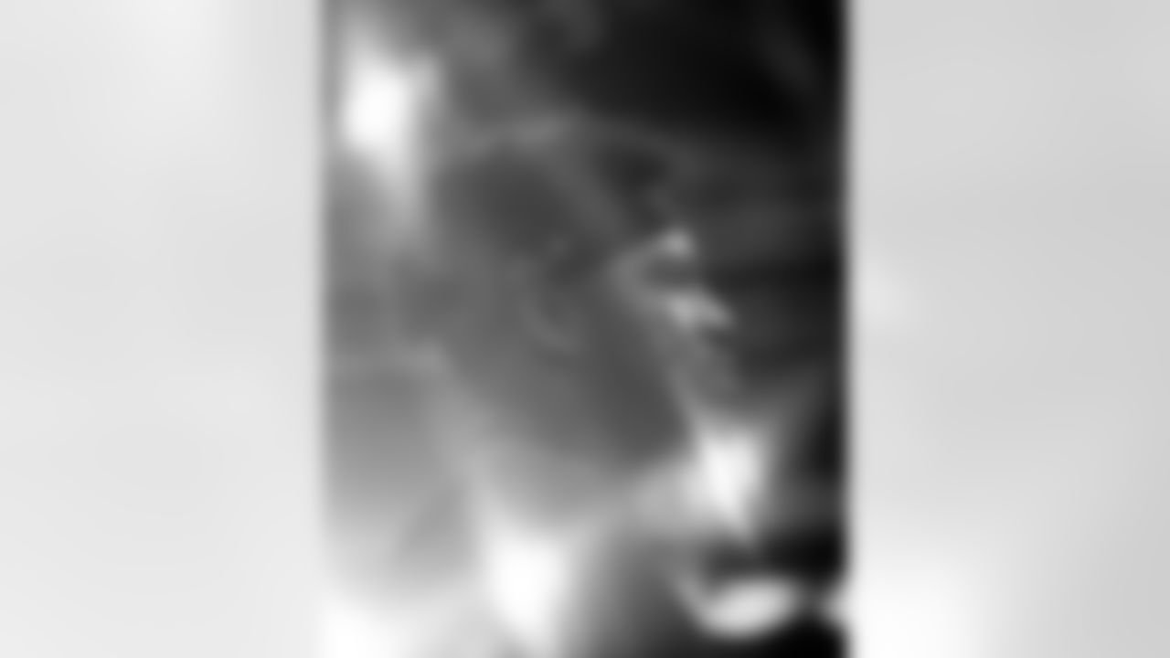 ZT1_9933