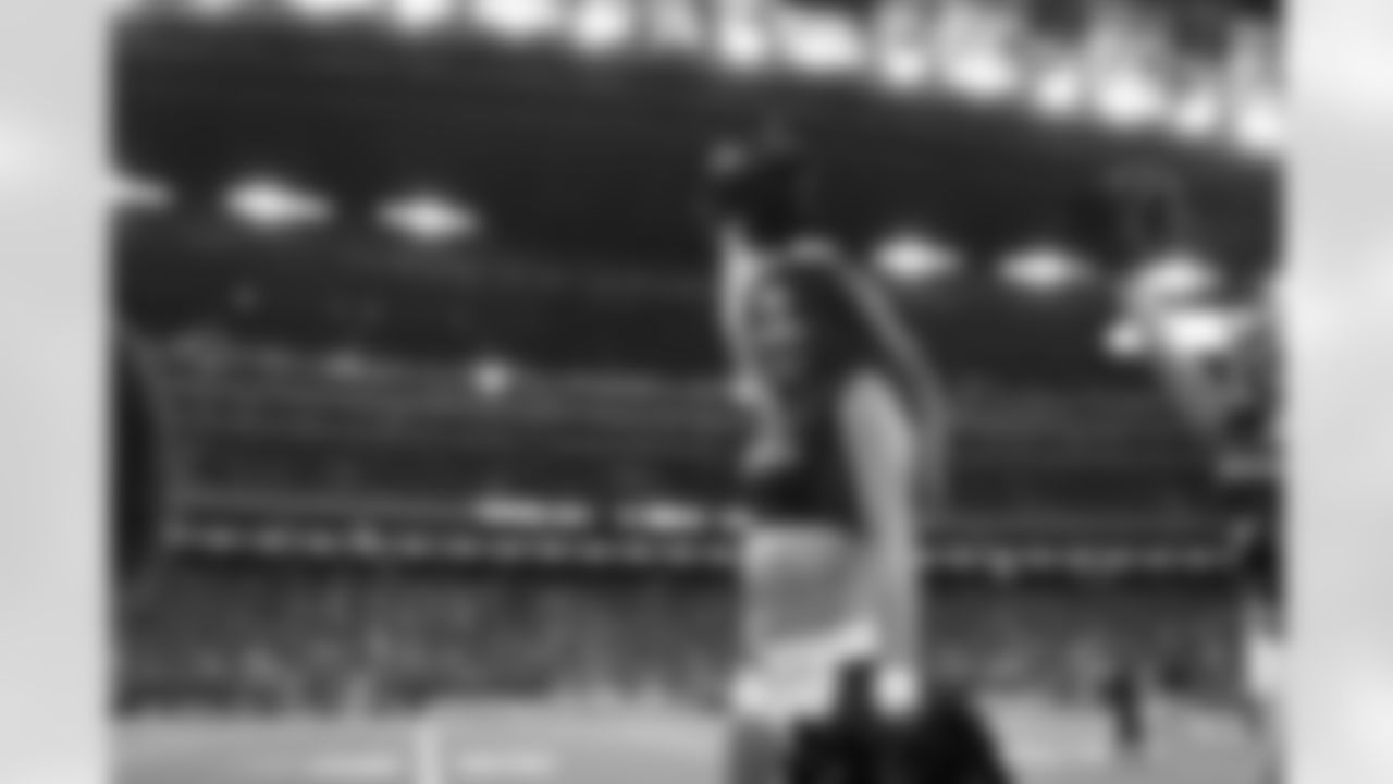 An image from the regular season week 18 game between the Houston Texans and the Tennessee Titans at NRG Stadium in Houston, TX, on Jan 9, 2022.