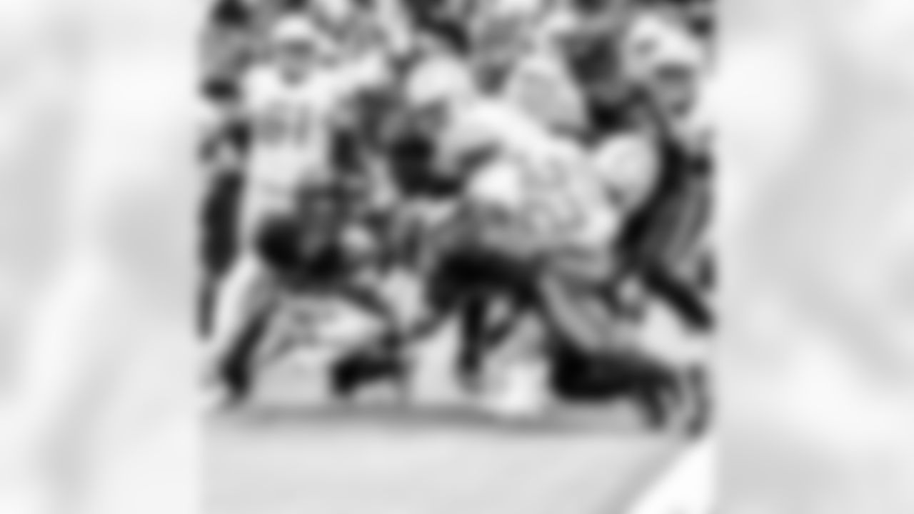 An image from the regular season week 16 game against the Los Angeles Chargers at NRG Stadium in Houston, TX on Dec. 26, 2021.