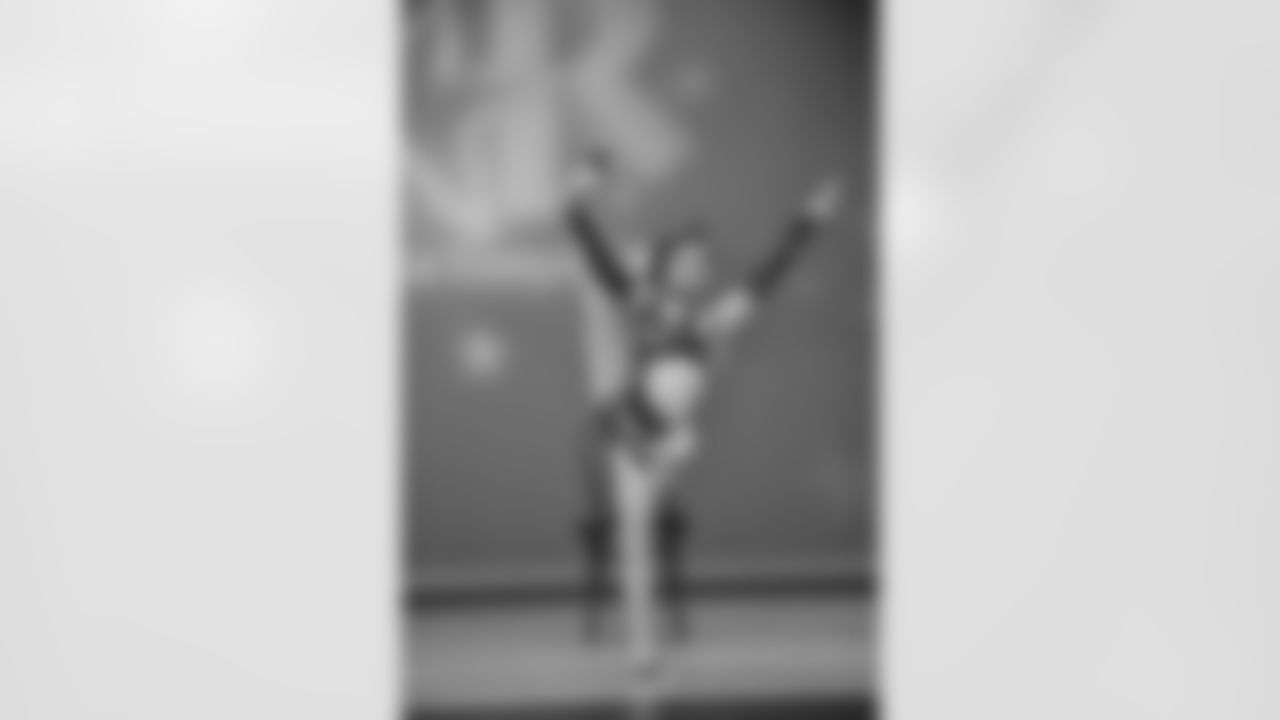 HTC Taylor - Arizona Dance Studio