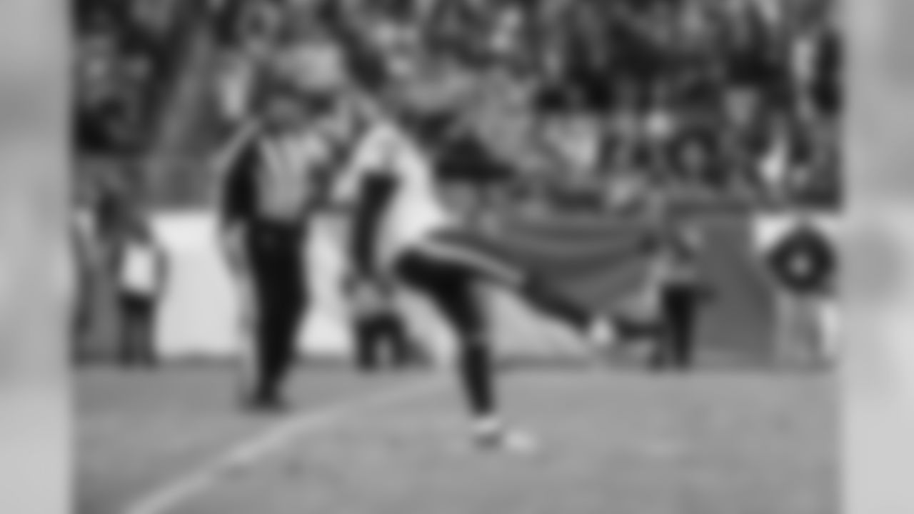 An image from the Jan. 1, 2017 regular season away game against the Tennessee Titans. The Texans lost 17-24.