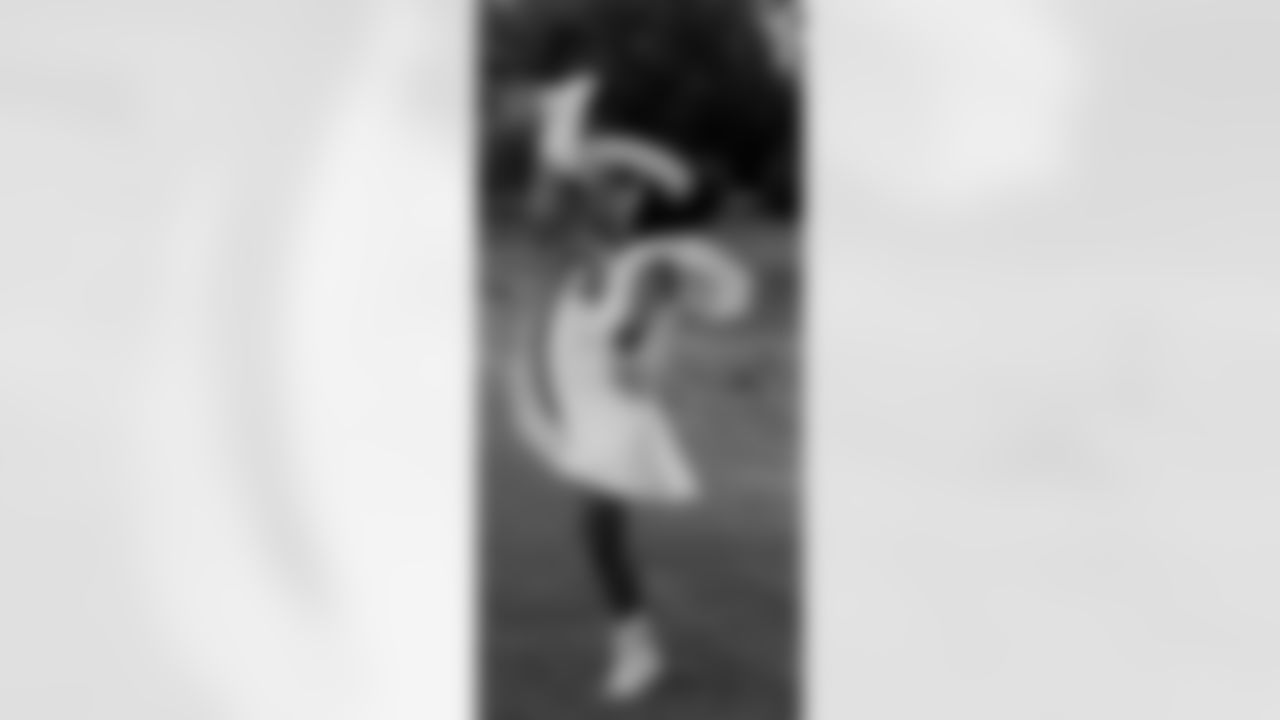 HTC Jasmine - West Brook High School Dance